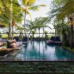 Prabhu Ubud Villa