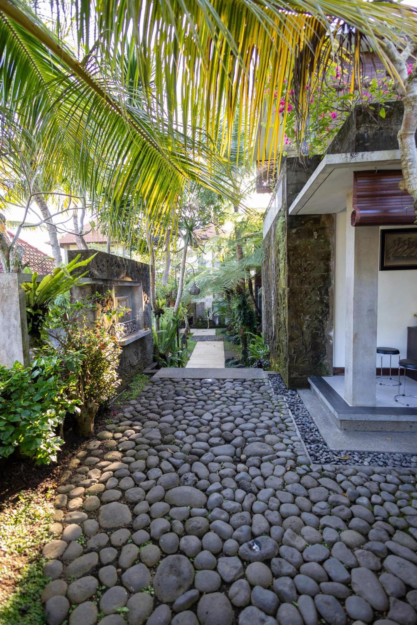 Prabhu Villa